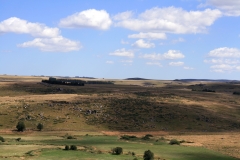 cascade-deroc-paysage-aubrac